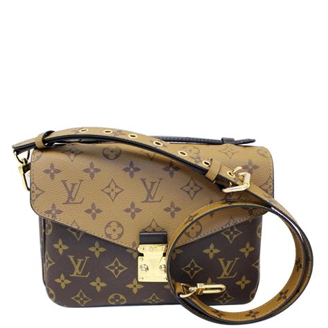 crossbody tasche louis vuitton|louis vuitton pochette monogram.